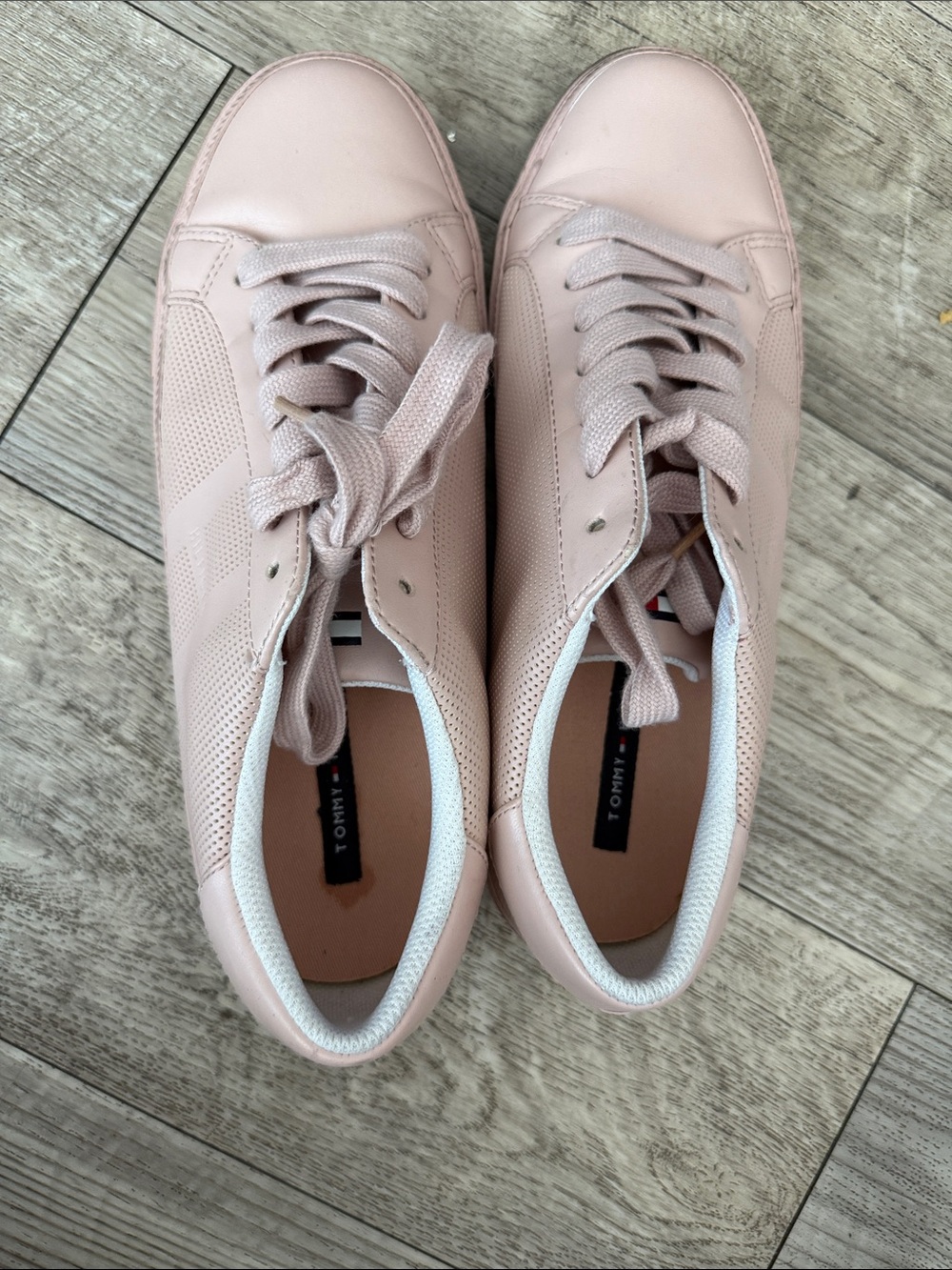 Tommy Hilfiger Pink Low-Top Lace-Up Sneakers